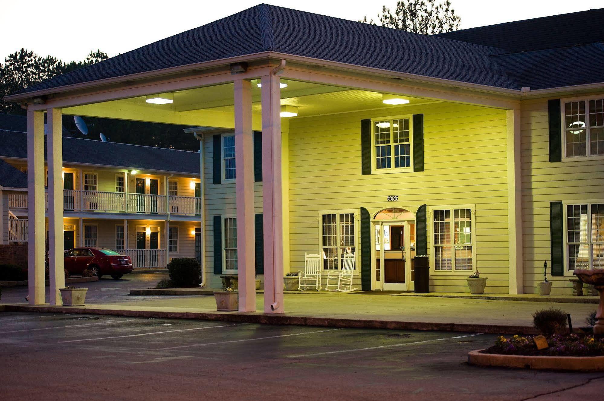 Plantation Oaks Hotel Millington Exterior photo