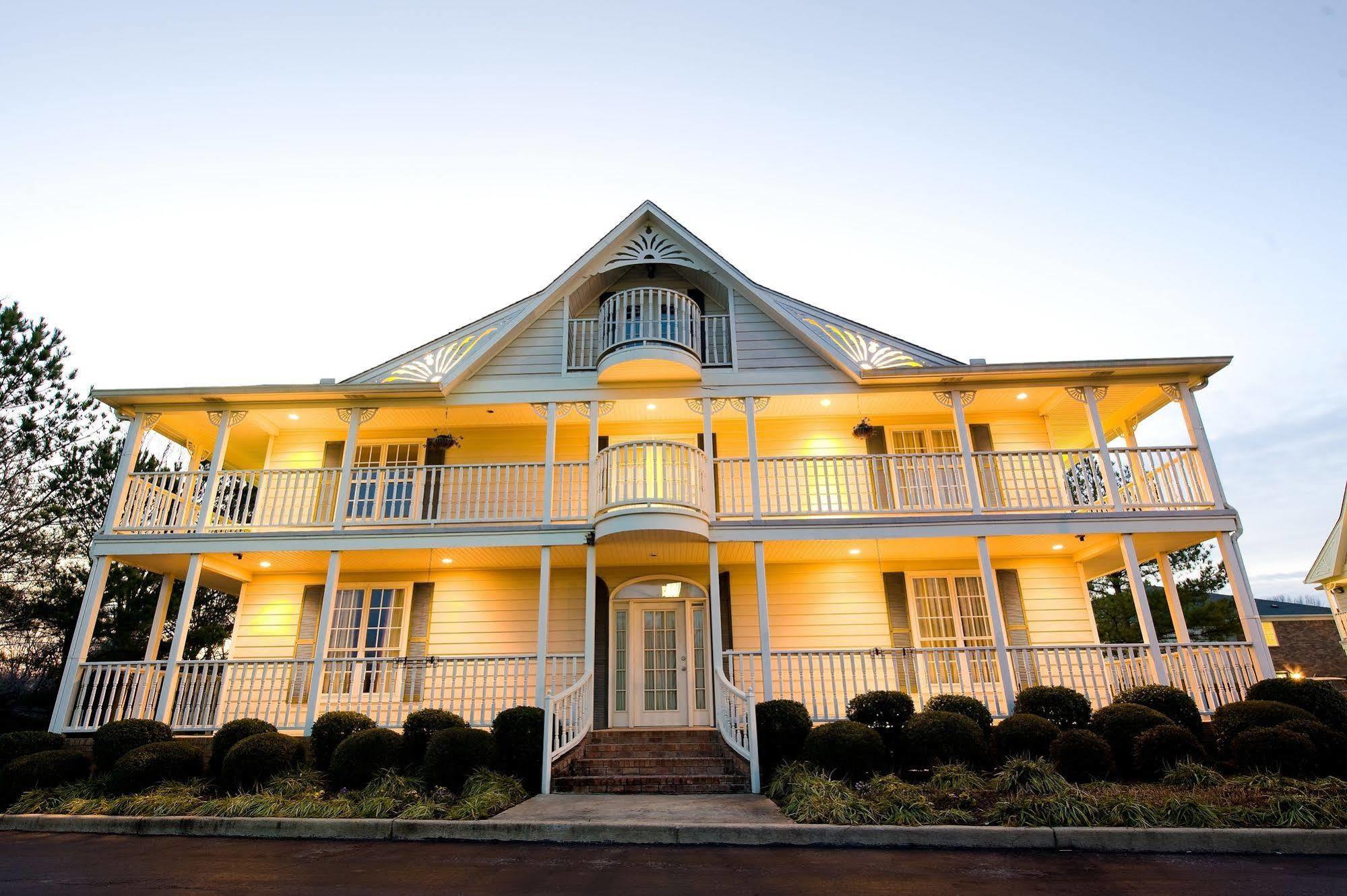 Plantation Oaks Hotel Millington Exterior photo